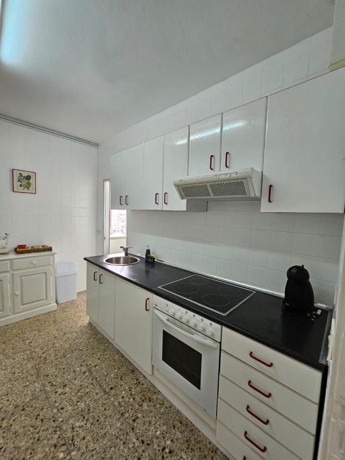 Meda Padron Apartment Bagian luar foto