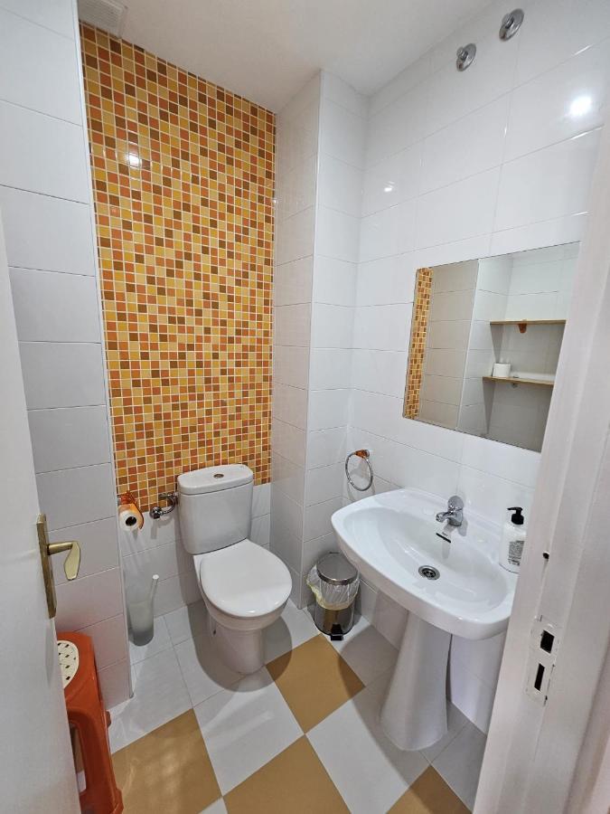 Meda Padron Apartment Bagian luar foto